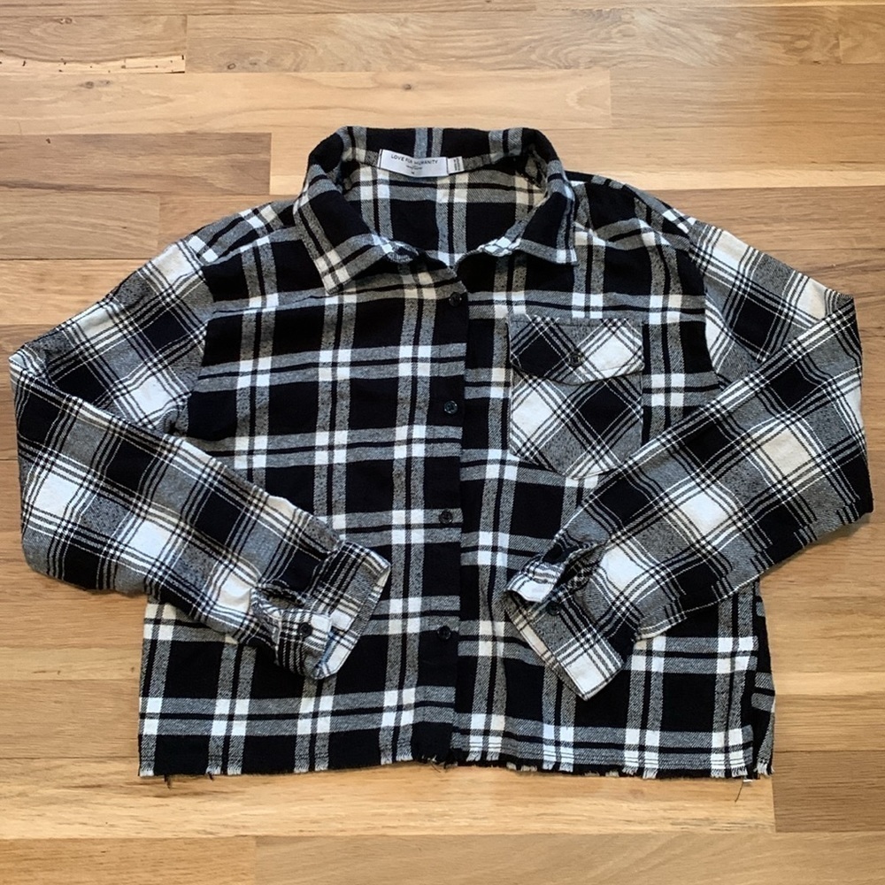 Love For Humanity Long Sleeve Button Down Cropped Plaid Shirt Women’s M